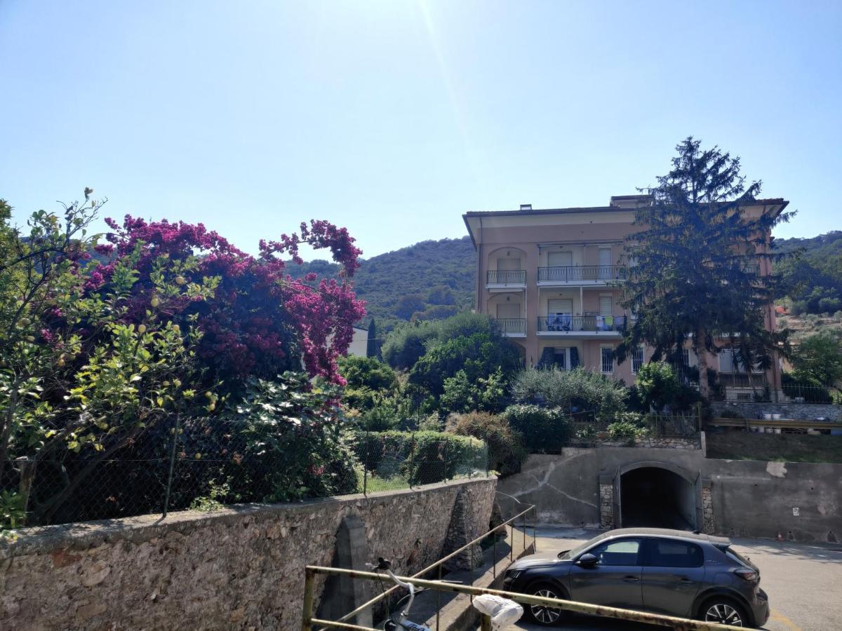 Sotto Il Cielo Apartman Finale Ligure Kültér fotó